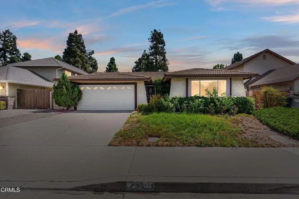 876 Palmer Avenue, Camarillo