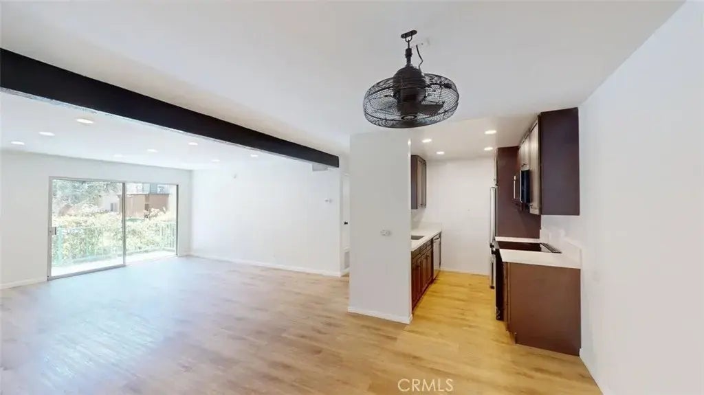 5460 White Oak Avenue C109, Encino