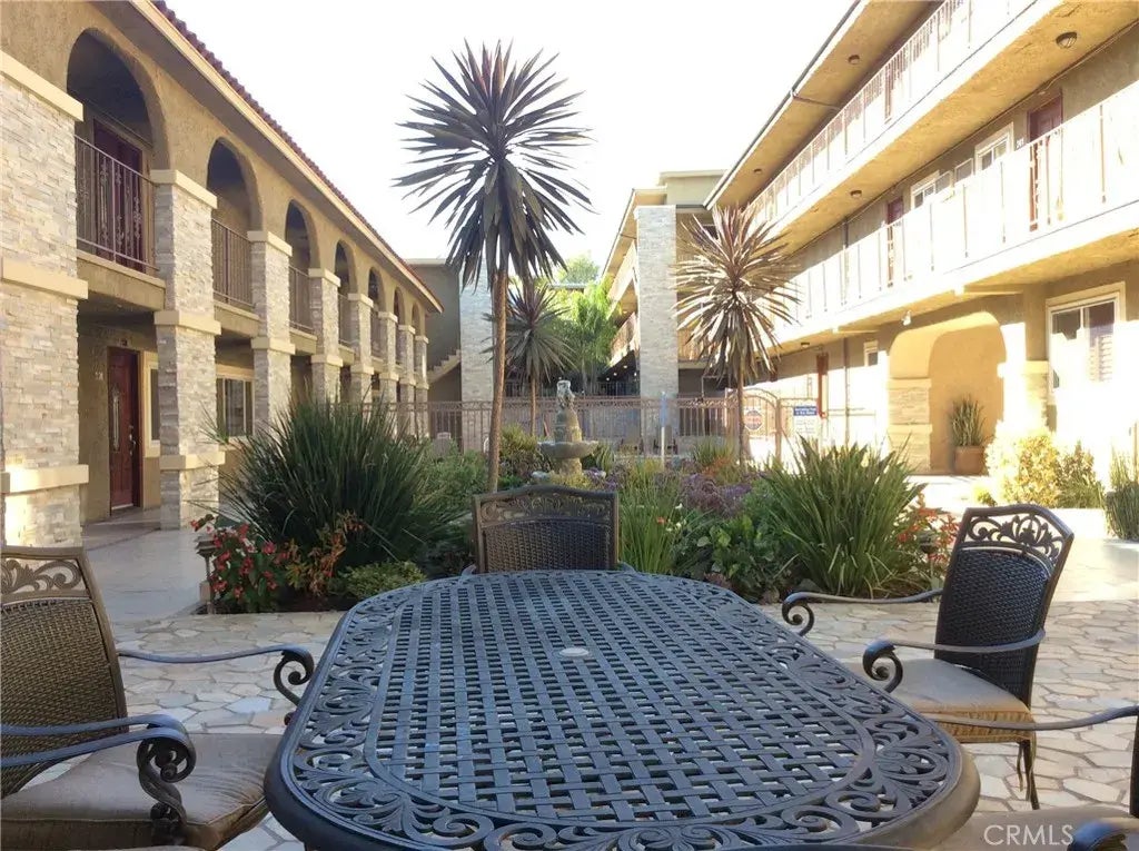 3220 Altura Avenue, La Crescenta