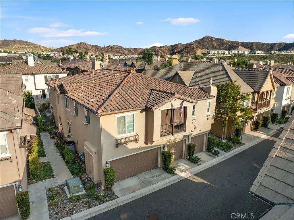 28448 Mirabelle Lane, Saugus