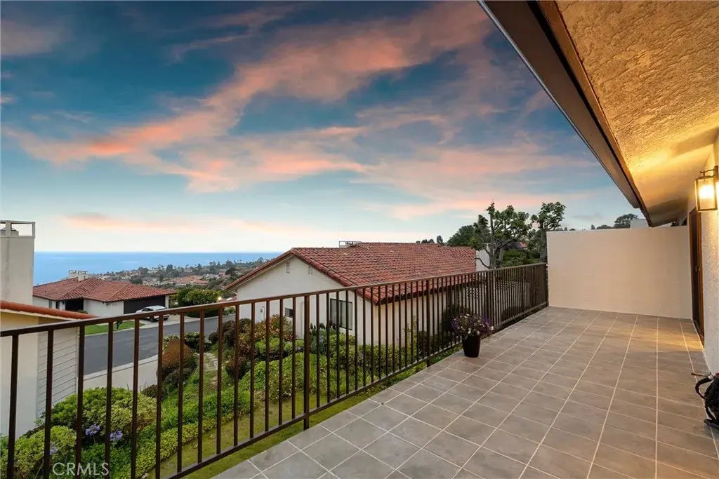 25 Ocean Crest Court, Rancho Palos Verdes