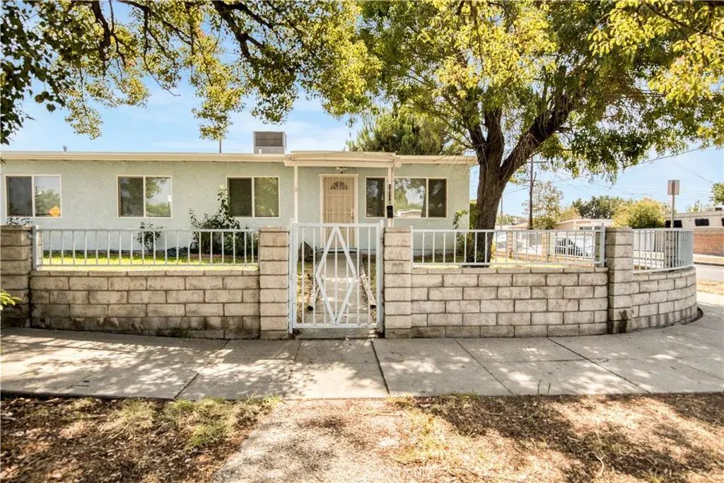 13778 Desmond Street, Pacoima