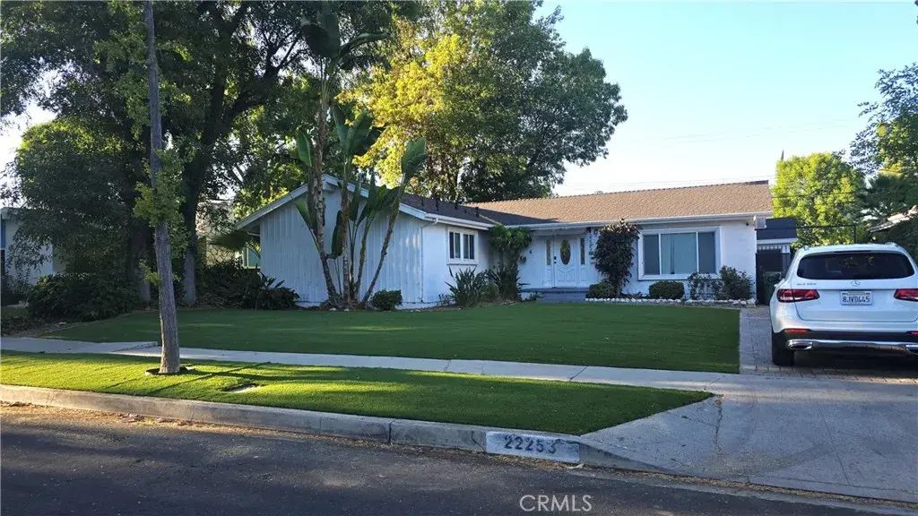 22253 Criswell Street, Woodland Hills