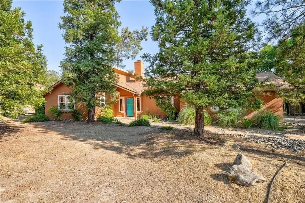 43656 Crystal Cave Circle, Coarsegold