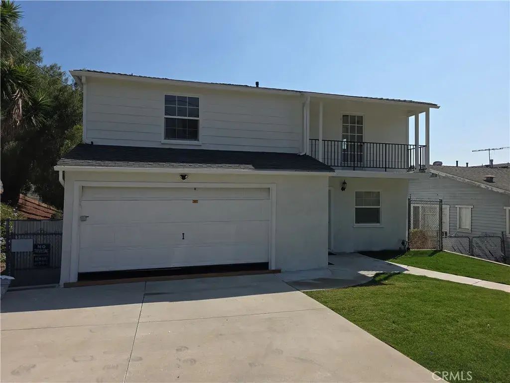 13664 Earlham, Whittier