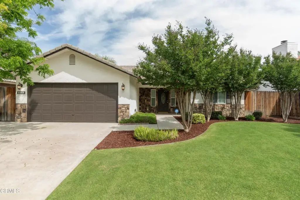 10908 Royal Ascot Avenue, Bakersfield
