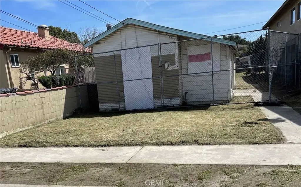 717 Oak Avenue, Greenfield