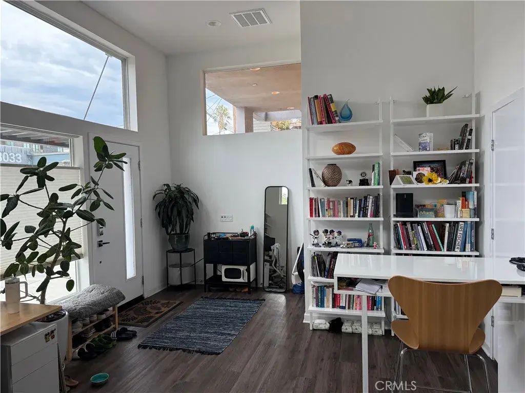 3022 N Coolidge Avenue, Los Angeles