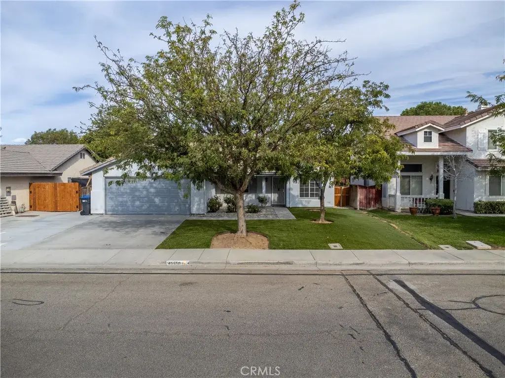 45550 Fairbanks Avenue, Lancaster