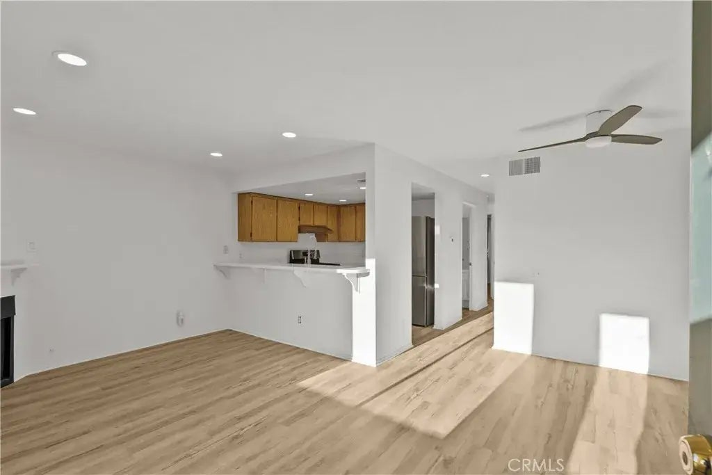 18209 Sierra 4, Canyon Country