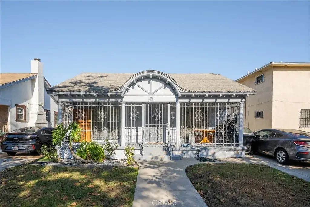 2936 Edgehill Drive, Los Angeles