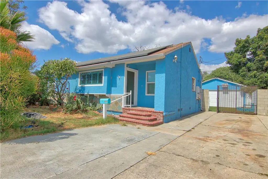431 E Janice Street, Long Beach