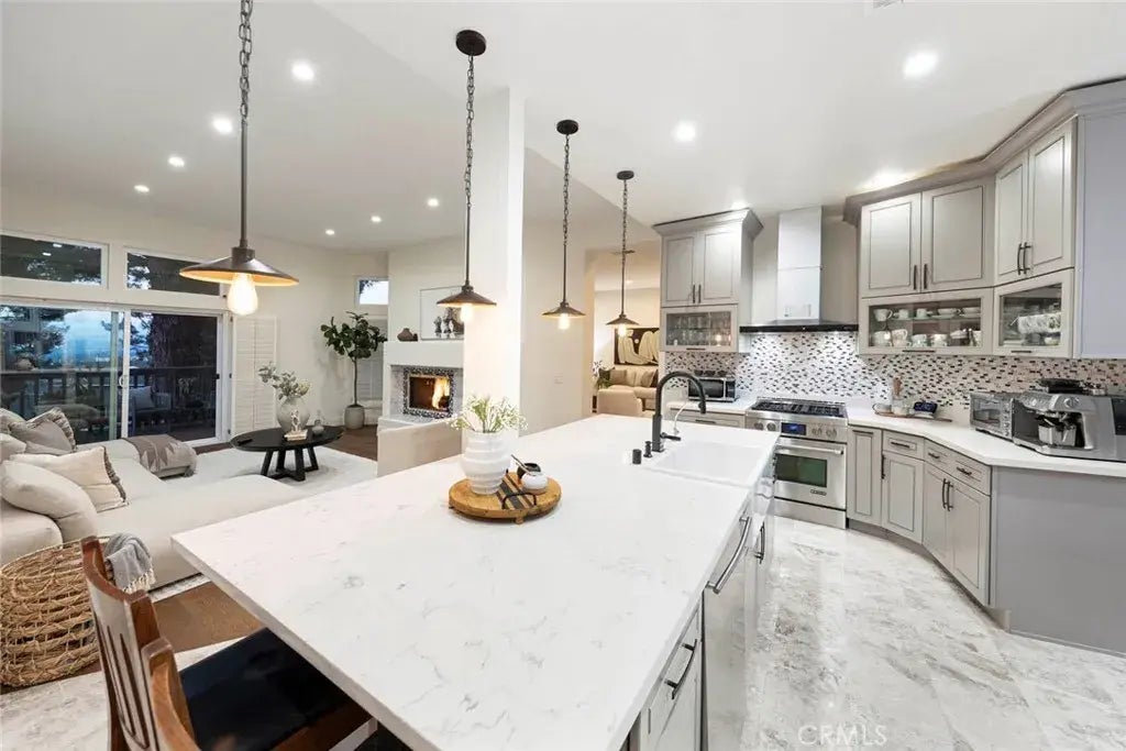 16 Lucerne, Newport Beach