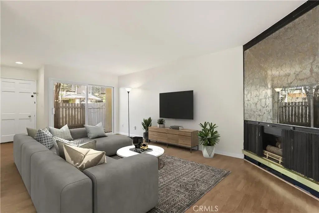 8031 Canby Ave 4, Reseda