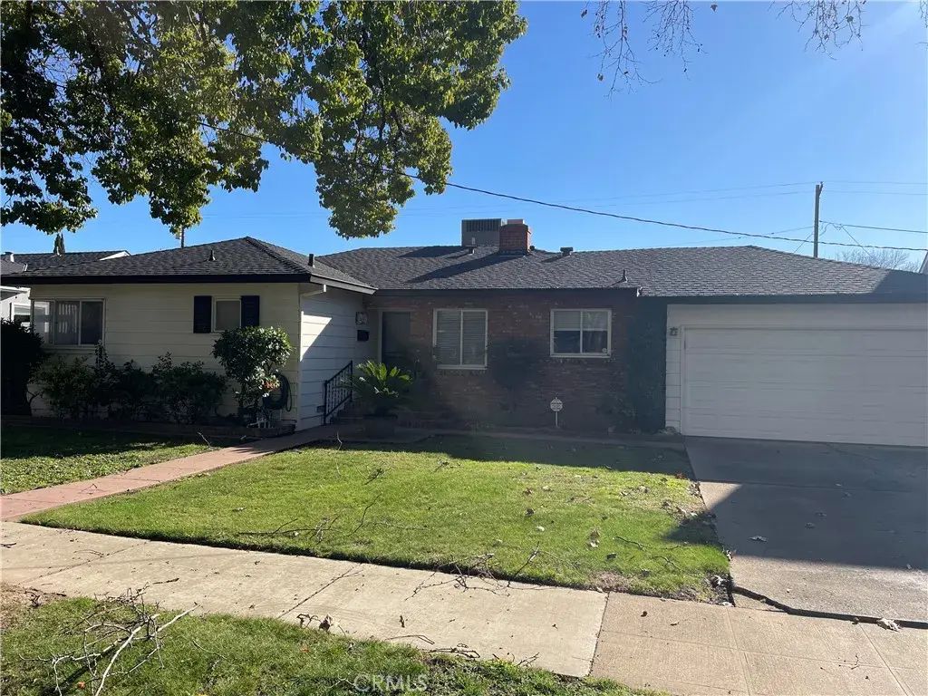 2660 6th Ave., Merced