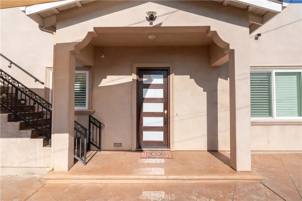 17161 Kingsbury Street, Granada Hills