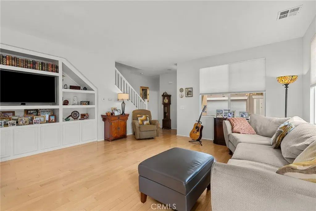 17823 Poplar Court, Carson