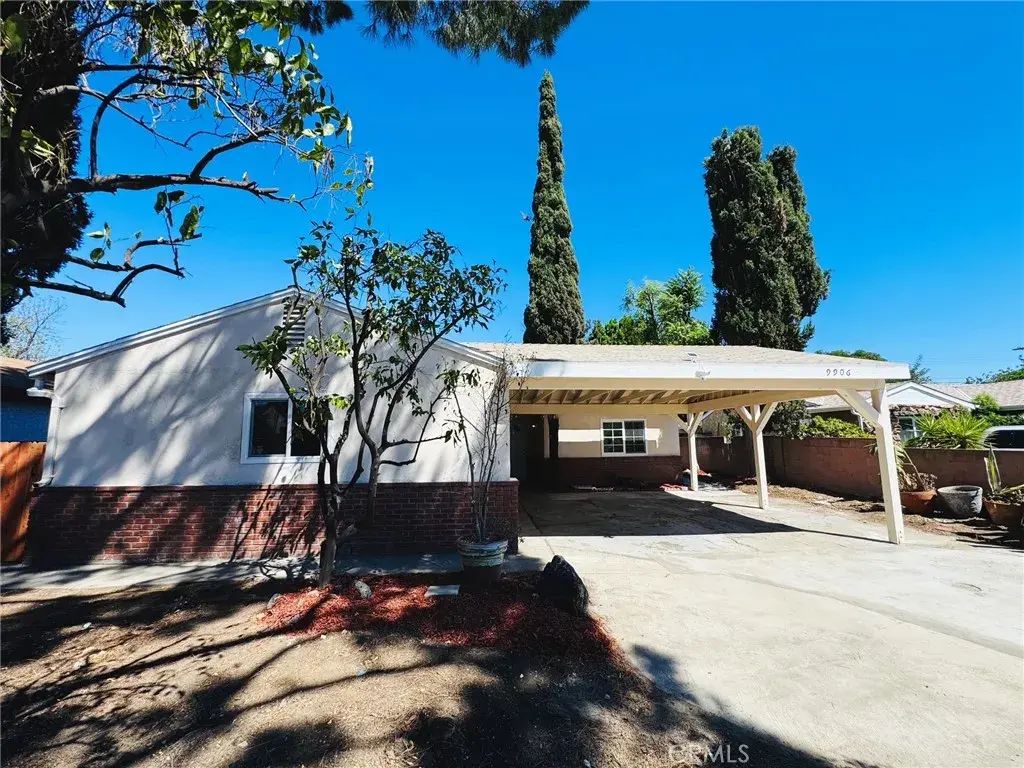 9906 Lev Avenue, Pacoima