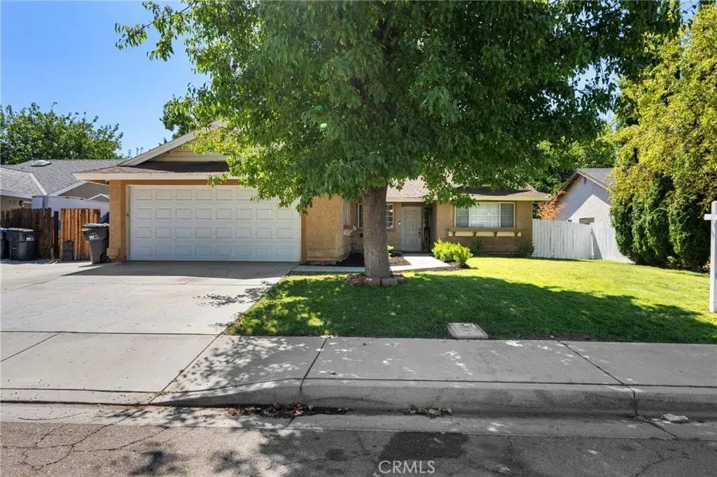 1610 Chino Vista Court, Lancaster