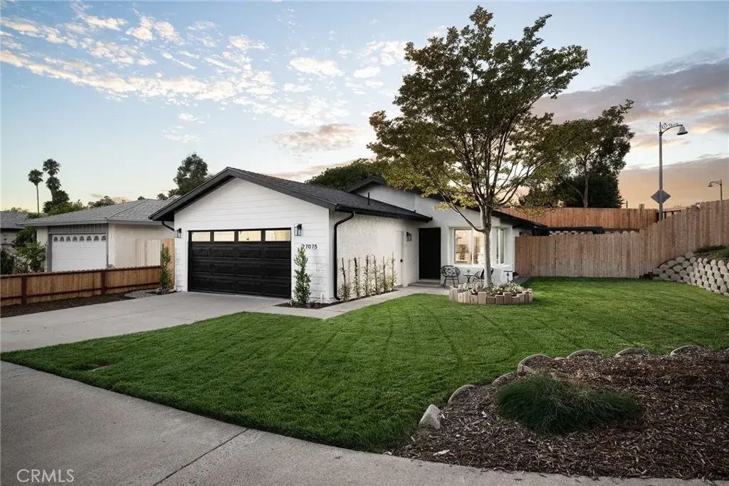 27075 La Fuente, Mission Viejo