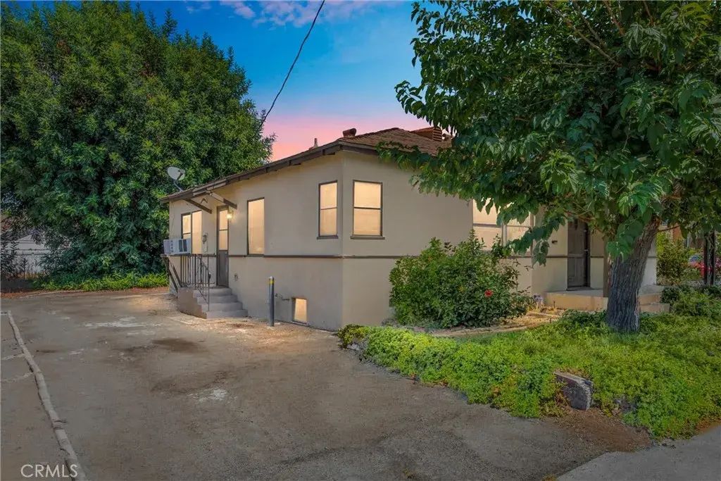 4723 Arlington Avenue, Riverside