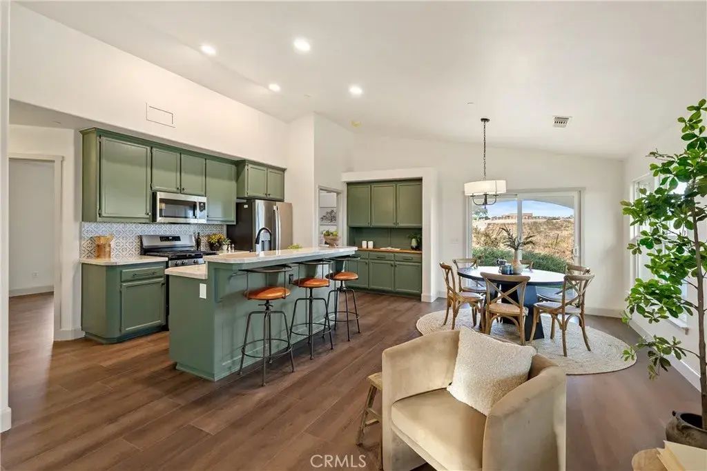 8415 Magdalena Drive, San Miguel