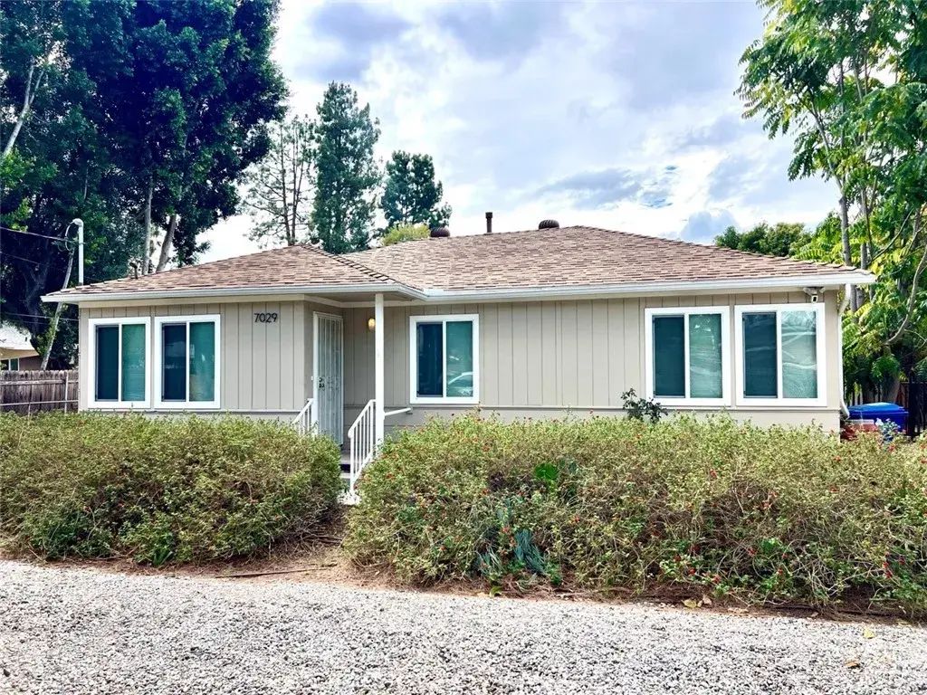 7029 Yolanda Avenue, Reseda