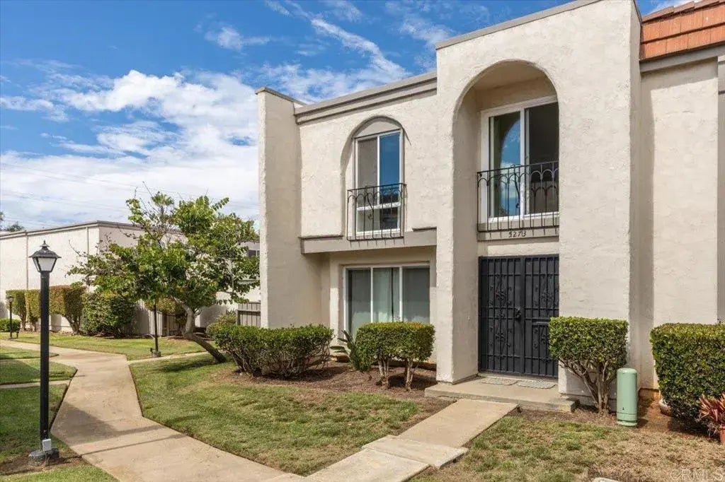 5273 Mount Alifan Dr, 