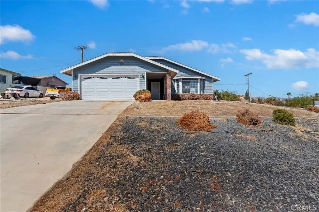 16924 Crestview, Victorville