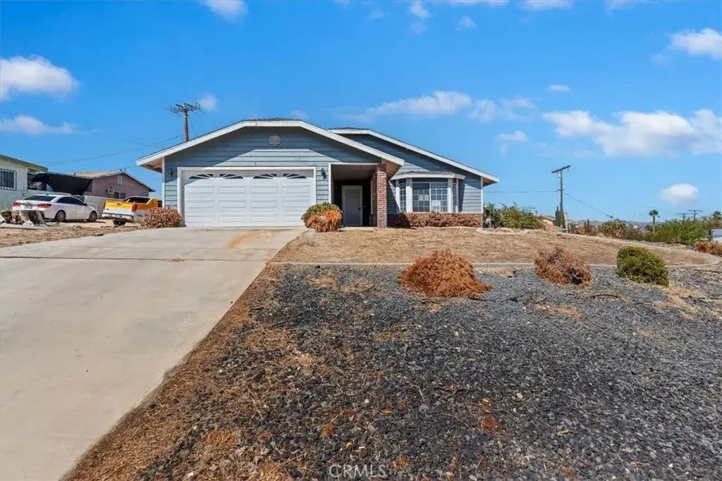 16924 Crestview, Victorville