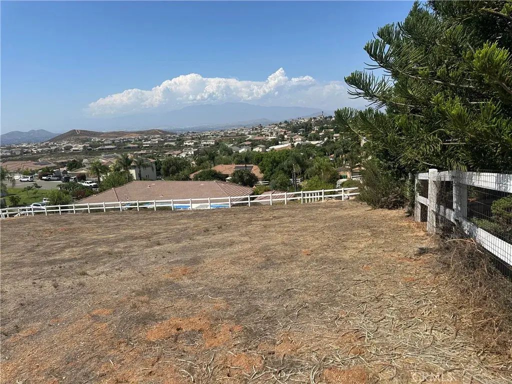 Dove Canyon, Riverside