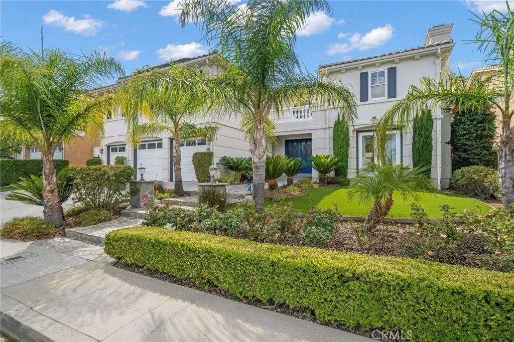 7607 Carmenita Lane, West Hills