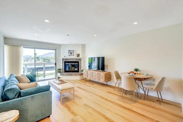 1616 Circa Del Lago C206, San Marcos