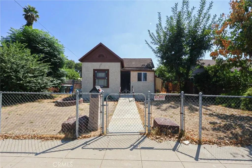2190 9th St, Riverside