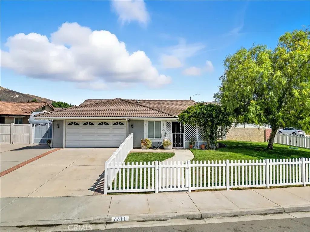 6611 Zuma Pl, Riverside