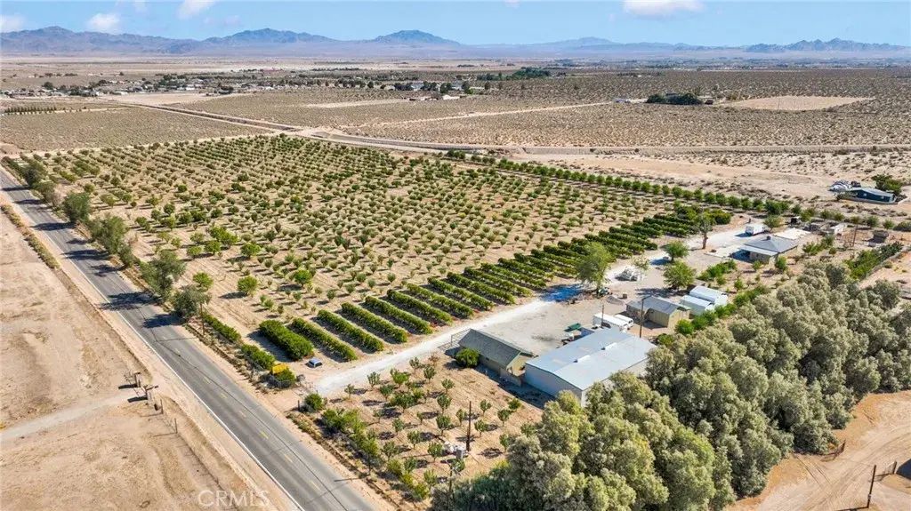 10099 Highland Avenue, Lucerne Valley