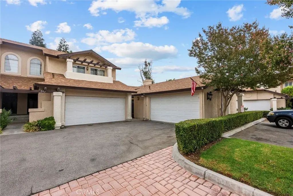 22911 Banyan Place #241, Saugus