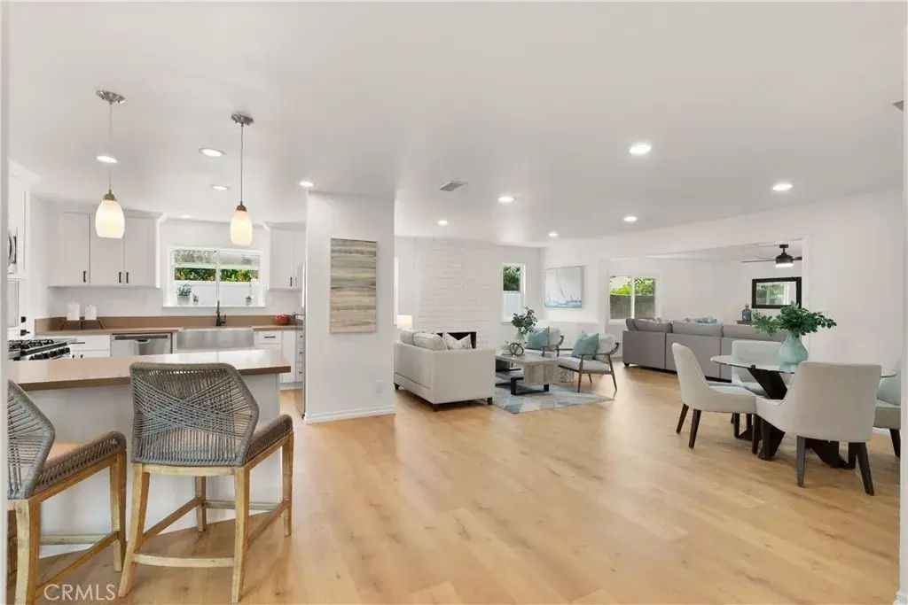 6022 Larchwood Drive, Huntington Beach