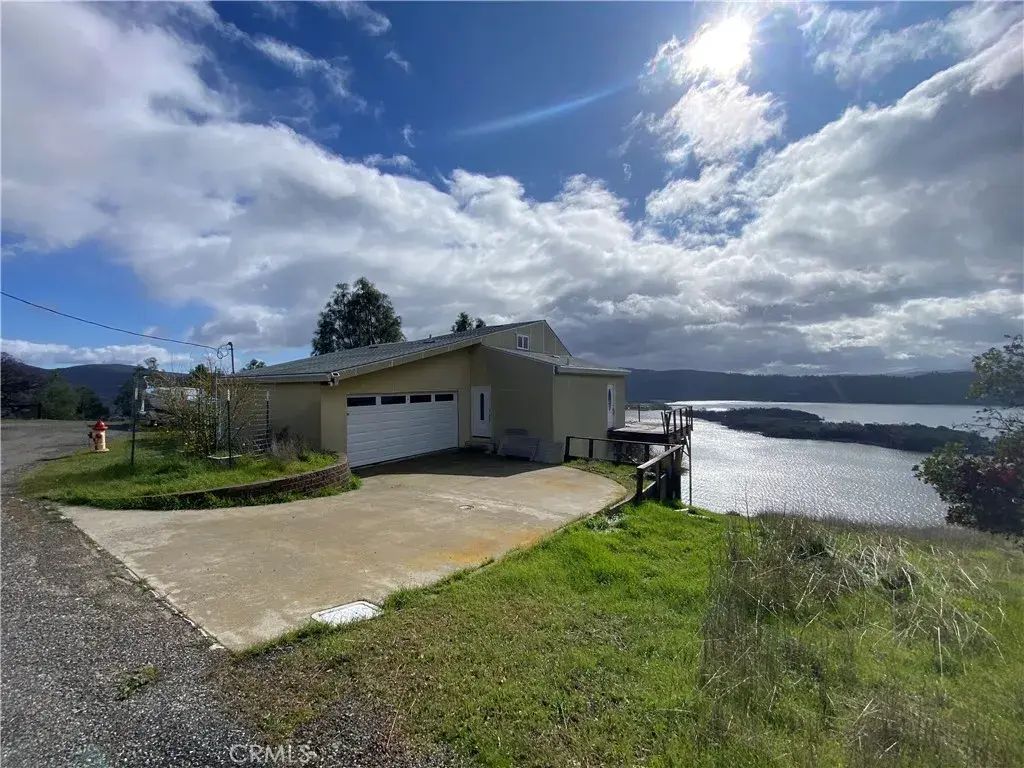12155 Mesa Court, Clearlake Oaks