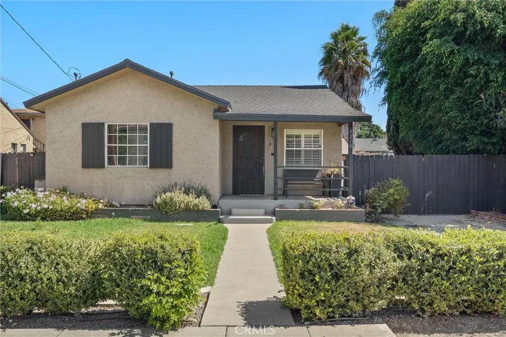 5210 Pacific Ave, Long Beach