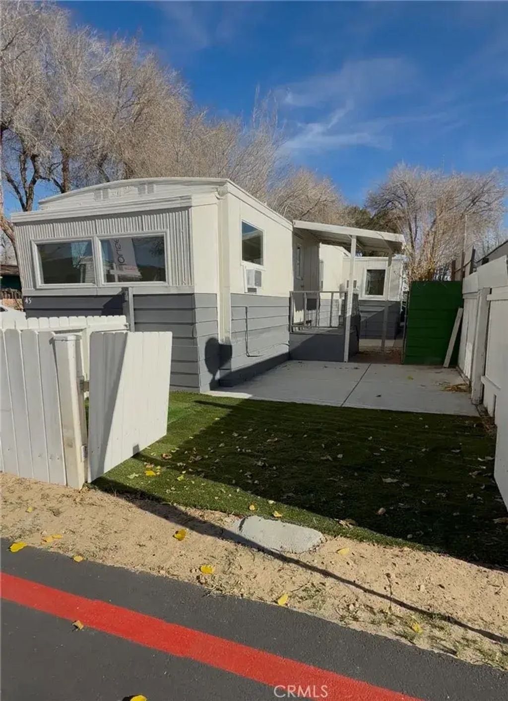 45415 E 28th Street E 45, Lancaster