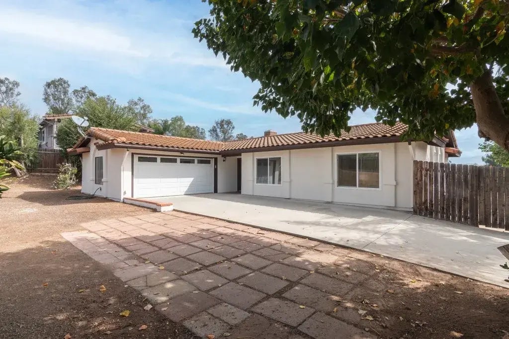 1158 Mcdonald, Fallbrook