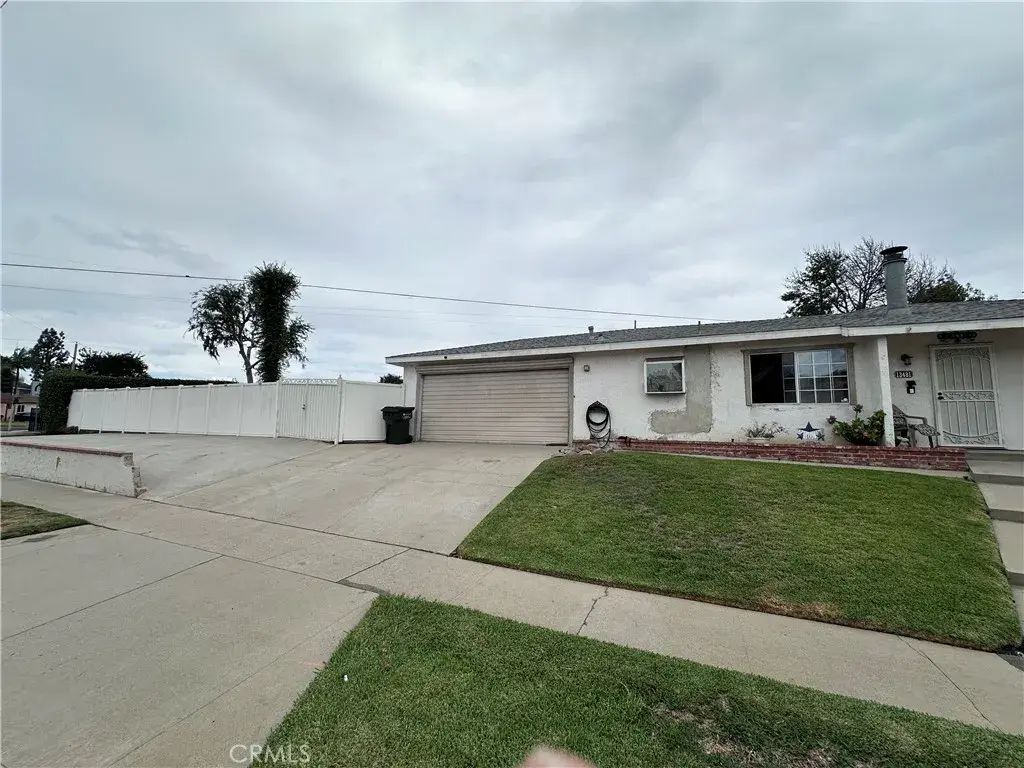 13481 Meyer Rd, Whittier