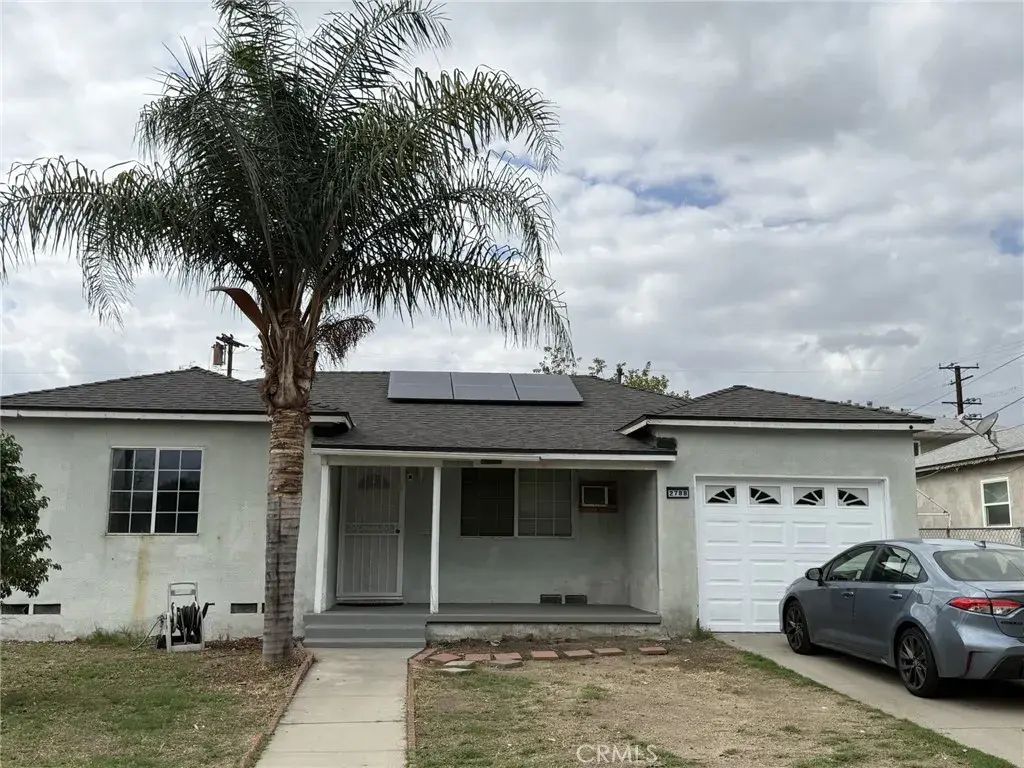 2788 N E Street, San Bernardino