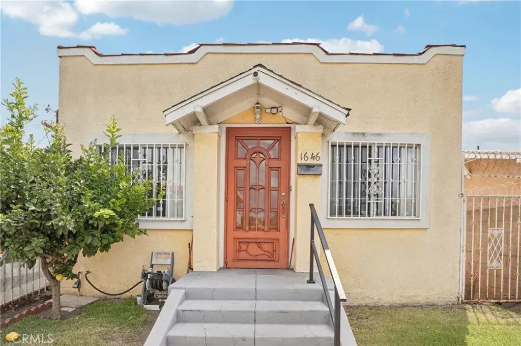 1646 West Boulevard, Los Angeles