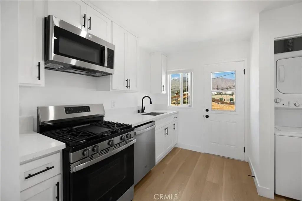 15 Christina Street A, Arcadia