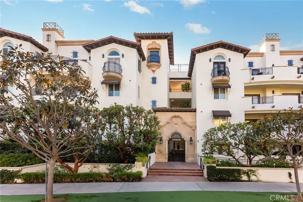12020 Guerin Street 303, Studio City