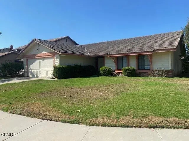 6893 Penguin Street, Ventura