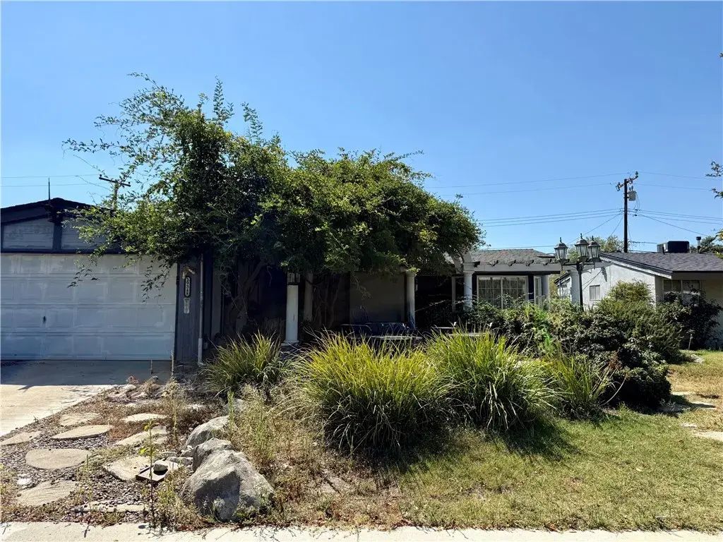 19348 Fairweather, Canyon Country