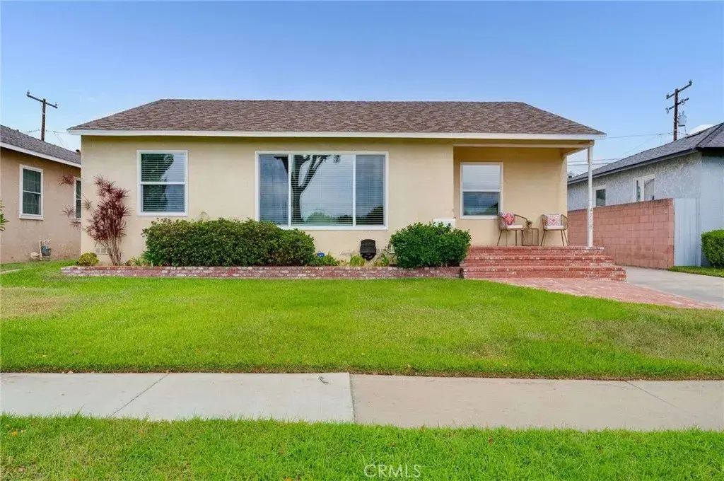 4718 Josie, Lakewood